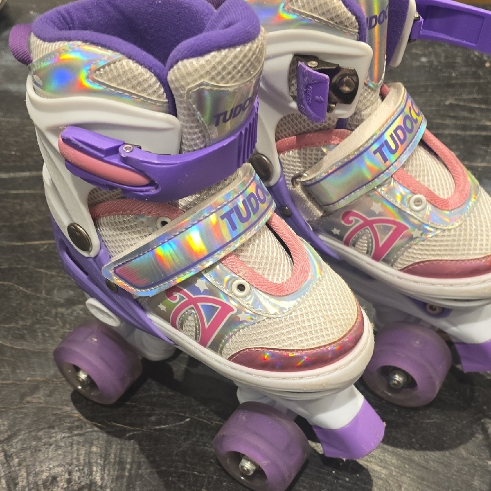 Tudor Purple and Holographic Roller Skates ( Wheels Light Up) Girl Size 11 "S"